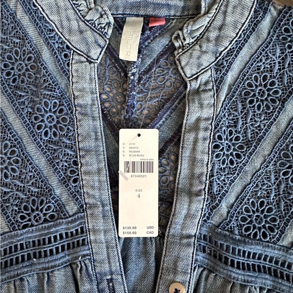 Pilcro Victorian V- Neck Blouse NWT - Picture 4 of 13